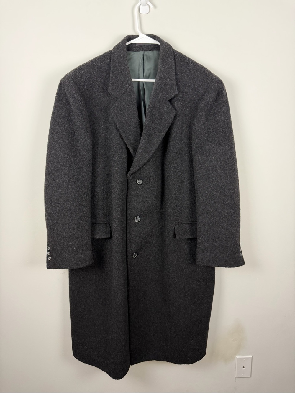 Vintage Men's Charcoal Wool Pea Coat - Classic Tailored Overcoat